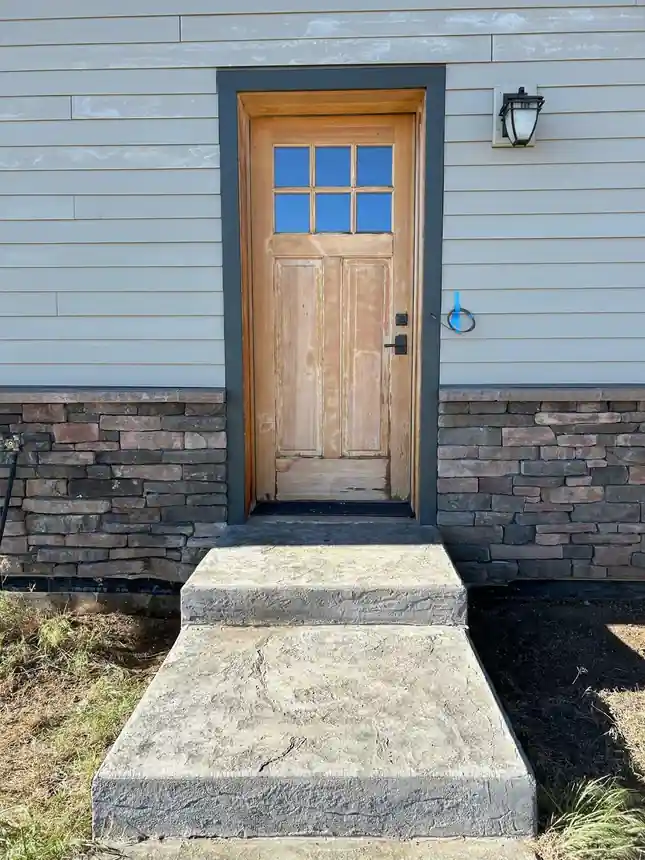 After: the Zillah entry step restored below the front door
